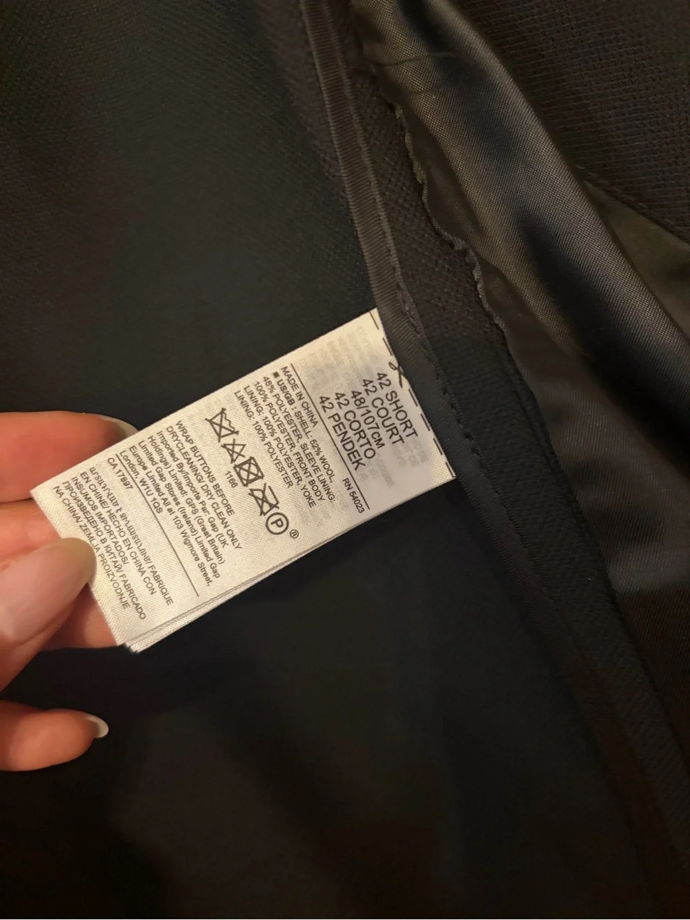 Banana Republic Men’s, Full Suit in Black
